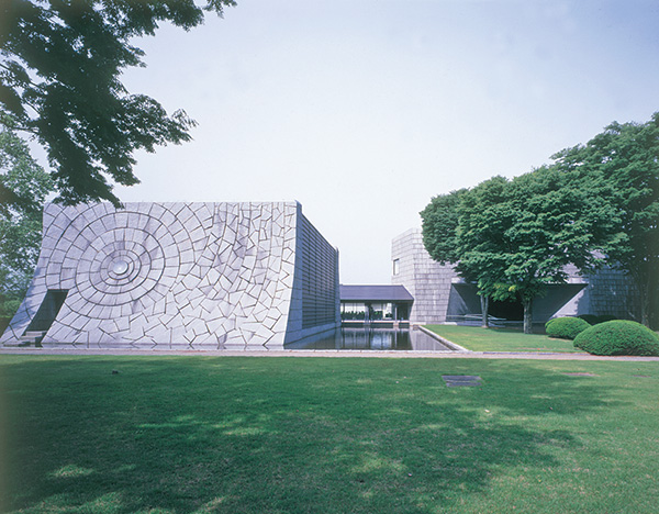 茨城県立歴史館の外観